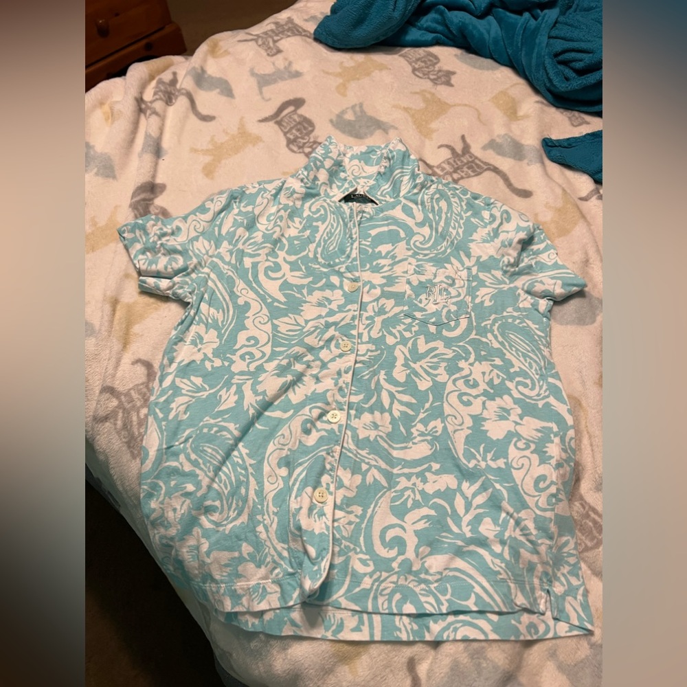 sleep shirt